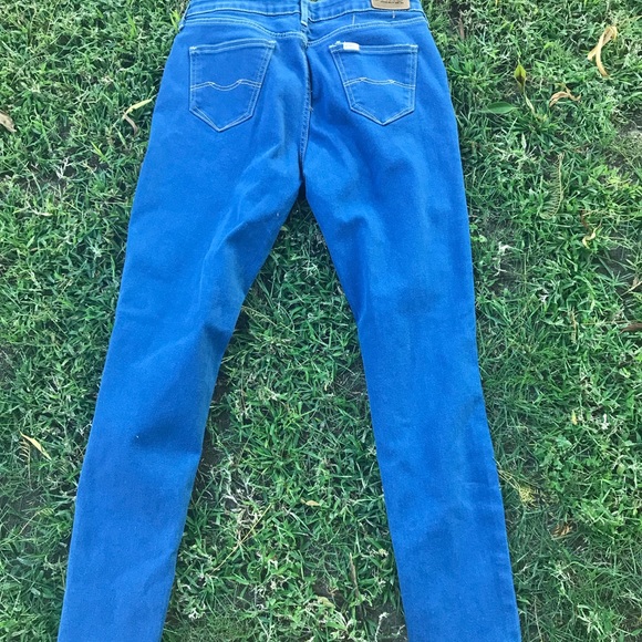 NWT~Jeans - Picture 3 of 4